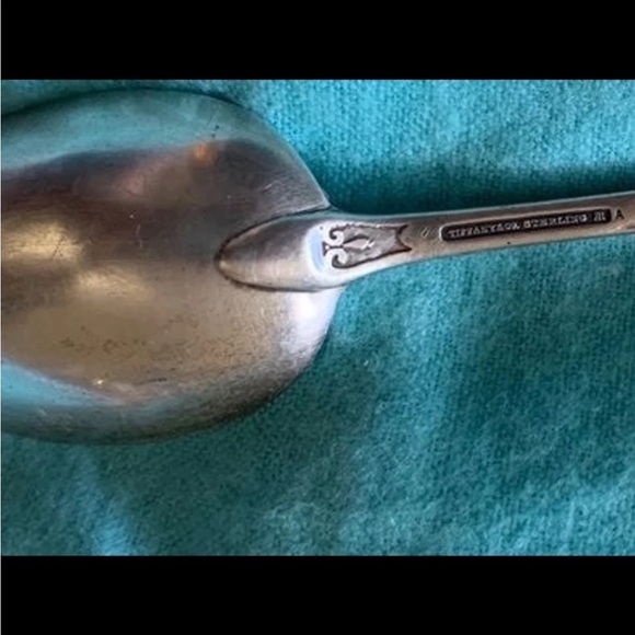 TIFFANY Sterling Engraved Antique Baby Spoon - Picture 3 of 9